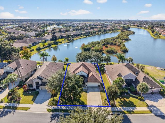 2318 WAKEFIELD WAY, Mount Dora, FL 32757