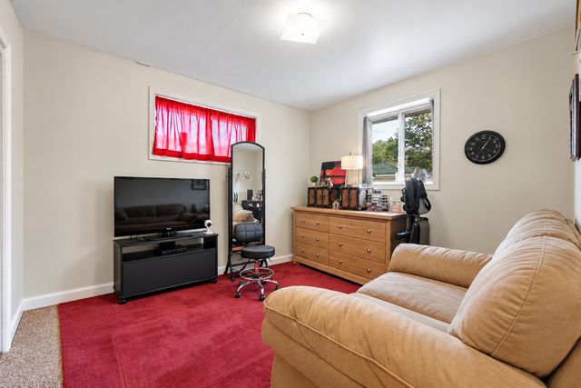 17233 Walter Street, Lansing, IL 60438