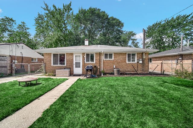 17233 Walter Street, Lansing, IL 60438