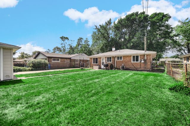 17233 Walter Street, Lansing, IL 60438