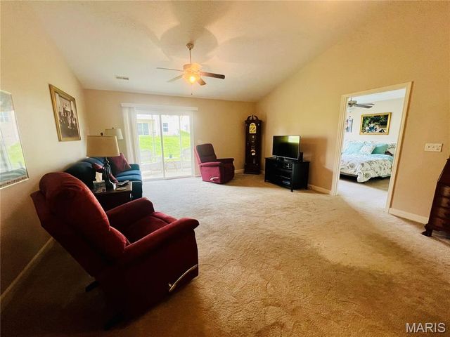 305 Hawk Nest Court, Union, MO 63084
