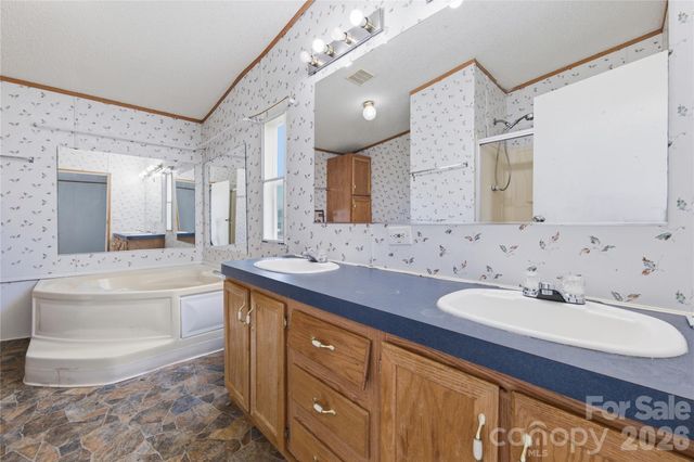 2299 Dellinger Drive, Newton, NC 28658