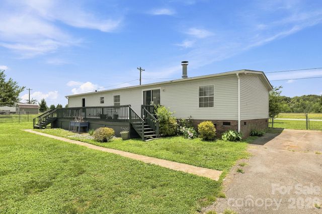 2299 Dellinger Drive, Newton, NC 28658