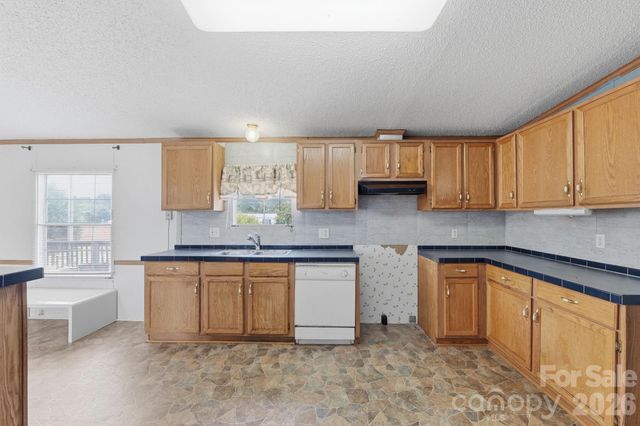 2299 Dellinger Drive, Newton, NC 28658