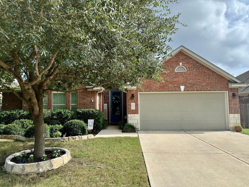 205 Sugar CRK, Buda, TX 78610