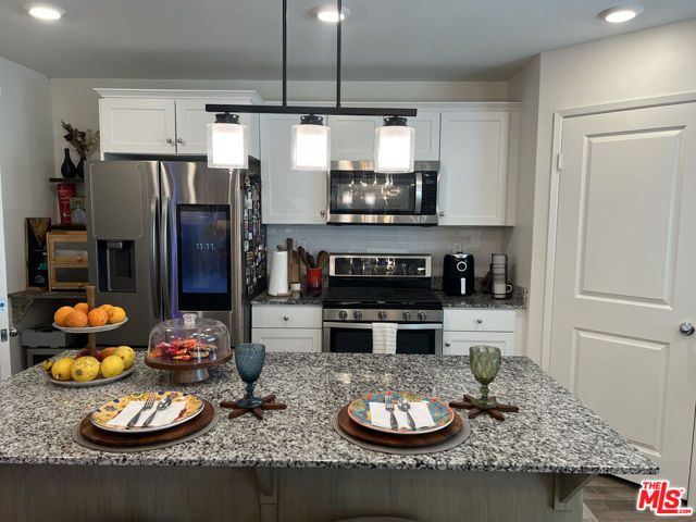 282 Basswood Way, San Jacinto, CA 92583