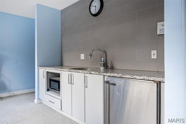 4570 Laclede Avenue 205, St Louis, MO 63108