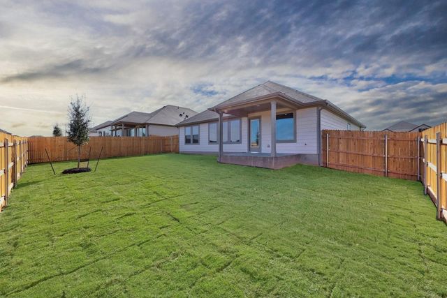 110 Divisadero DR, Hutto, TX 78634