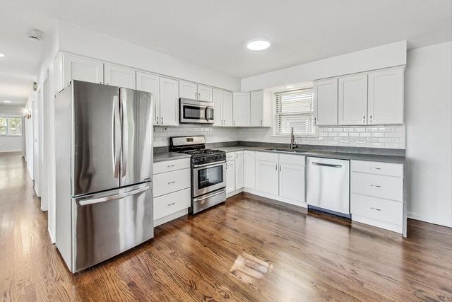 1108 Fortuna Avenue, Park Ridge, IL 60068
