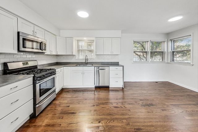 1108 Fortuna Avenue, Park Ridge, IL 60068