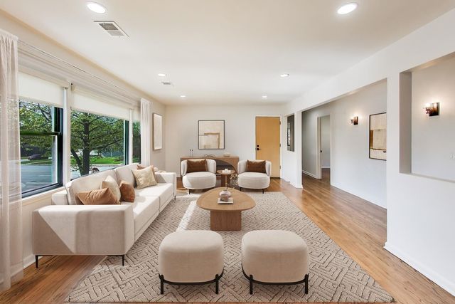 1108 Fortuna Avenue, Park Ridge, IL 60068