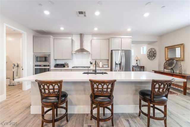 9553 Jadeite Lane, Las Vegas, NV 89143