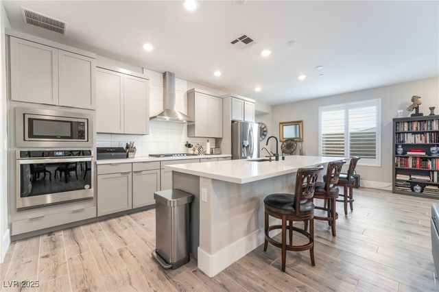 9553 Jadeite Lane, Las Vegas, NV 89143