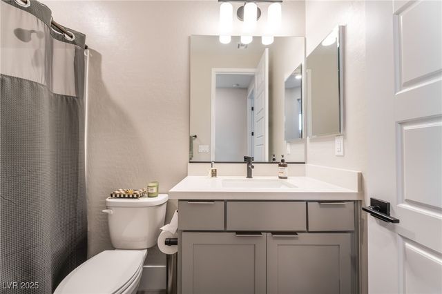 9553 Jadeite Lane, Las Vegas, NV 89143