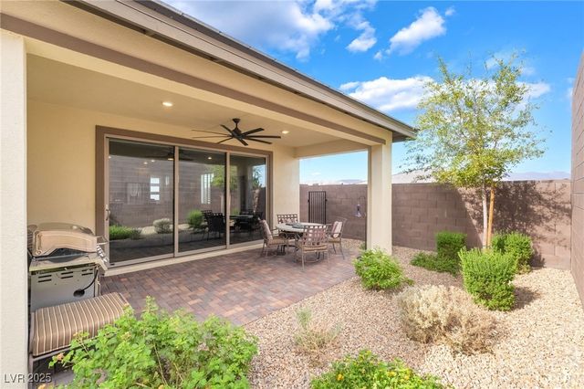 9553 Jadeite Lane, Las Vegas, NV 89143