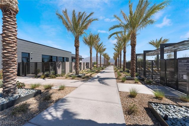 9553 Jadeite Lane, Las Vegas, NV 89143