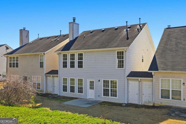 9553 Lakeview Circle, Union City, GA 30291