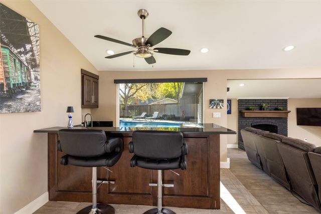 4100 Foxmoor Court, Arlington, TX 76016