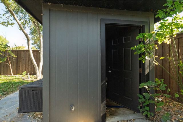 4100 Foxmoor Court, Arlington, TX 76016