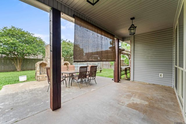 35671 Ridgeland Dr, Denham Springs, LA 70706