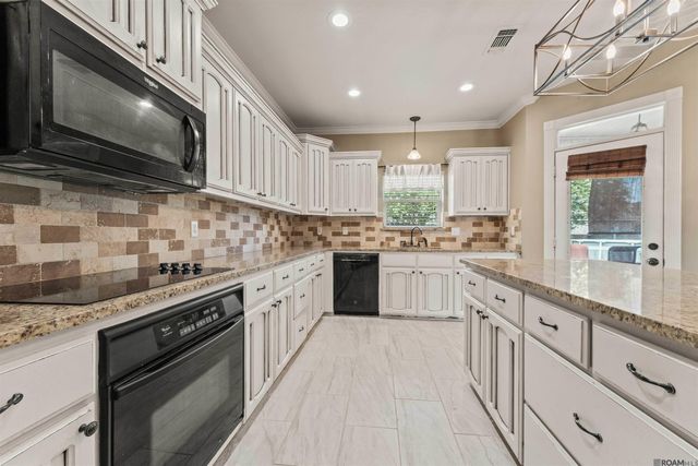 35671 Ridgeland Dr, Denham Springs, LA 70706