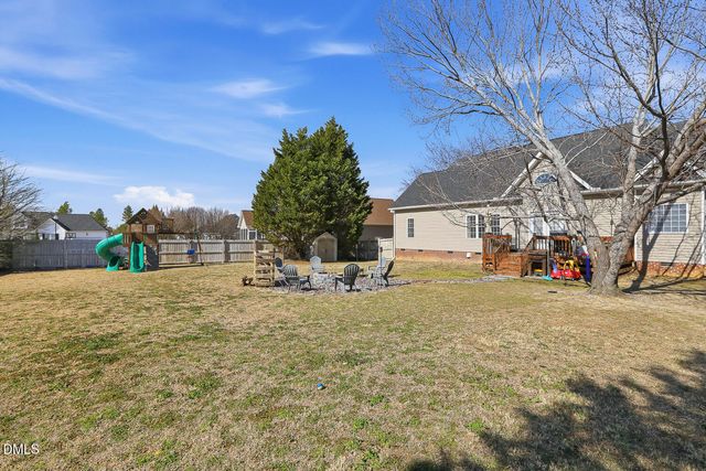 125 Dexterfield Drive, Fuquay Varina, NC 27526