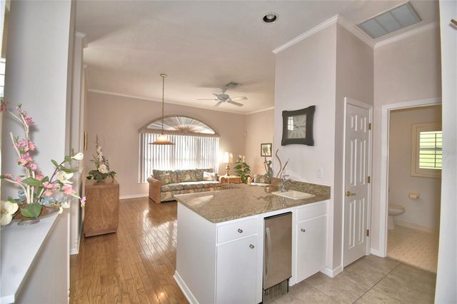 104 FAIRWAY DRIVE, Haines City, FL 33844