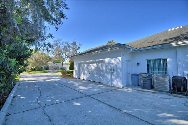 104 FAIRWAY DRIVE, Haines City, FL 33844