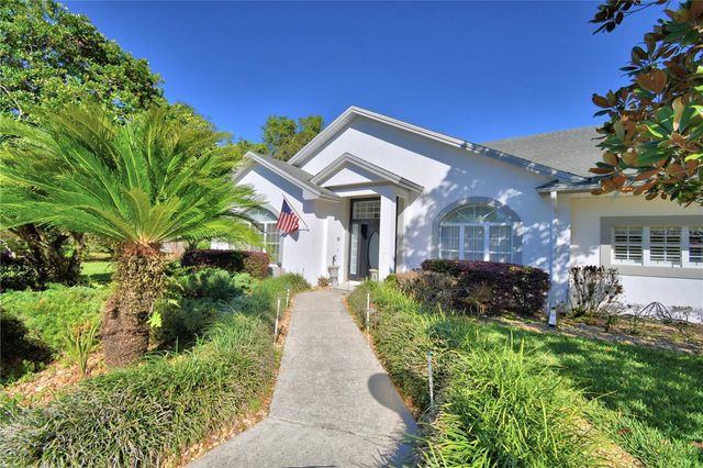 104 FAIRWAY DRIVE, Haines City, FL 33844