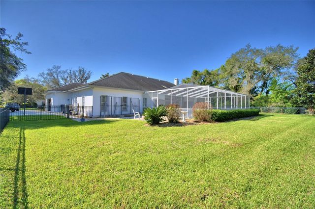 104 FAIRWAY DRIVE, Haines City, FL 33844