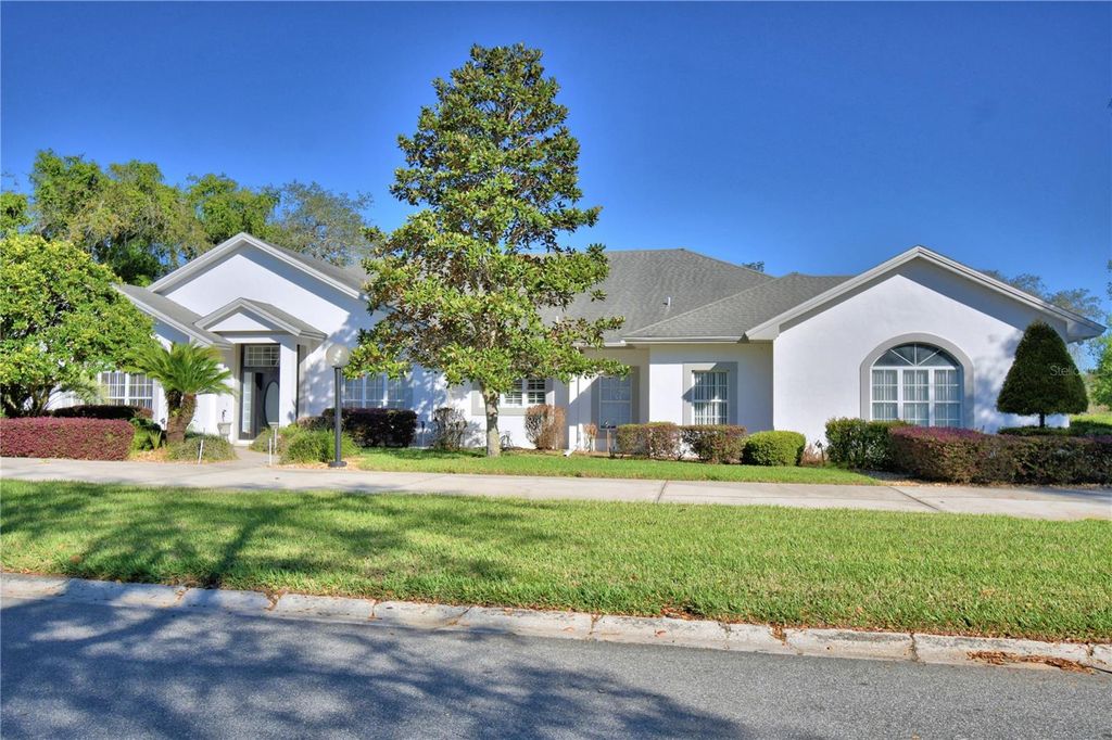 104 FAIRWAY DRIVE, Haines City, FL 33844