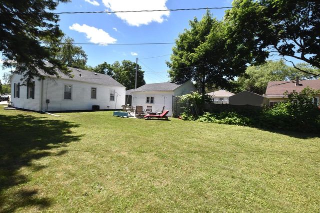 2030 Webster STREET, Racine, WI 53406