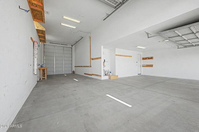 18614 W HONEYSUCKLE Drive, Wittmann, AZ 85361
