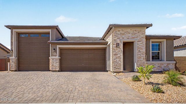 18614 W HONEYSUCKLE Drive, Wittmann, AZ 85361