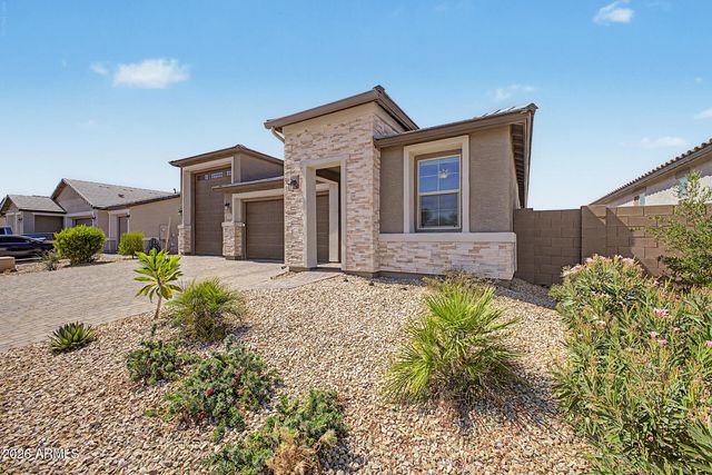 18614 W HONEYSUCKLE Drive, Wittmann, AZ 85361