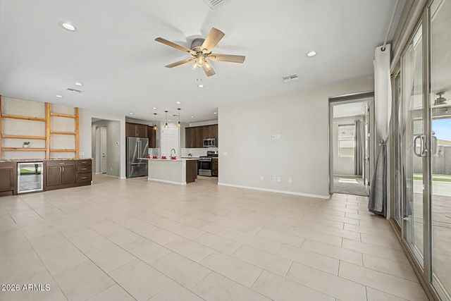 18614 W HONEYSUCKLE Drive, Wittmann, AZ 85361