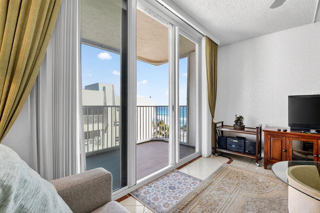 3540 S Ocean Boulevard 604, South Palm Beach, FL 33480