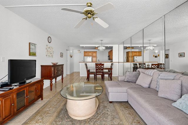 3540 S Ocean Boulevard 604, South Palm Beach, FL 33480