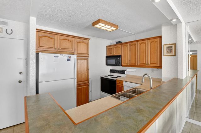 3540 S Ocean Boulevard 604, South Palm Beach, FL 33480