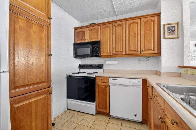 3540 S Ocean Boulevard 604, South Palm Beach, FL 33480