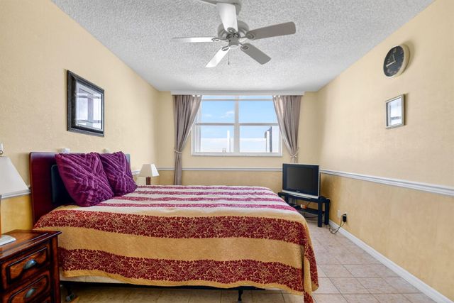 3540 S Ocean Boulevard 604, South Palm Beach, FL 33480