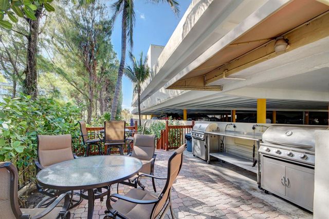 3540 S Ocean Boulevard 604, South Palm Beach, FL 33480