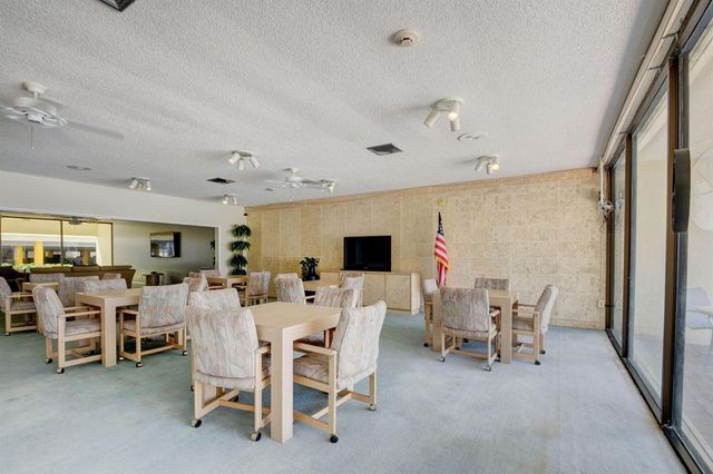 3540 S Ocean Boulevard 604, South Palm Beach, FL 33480