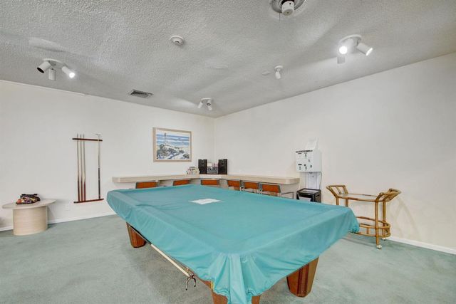 3540 S Ocean Boulevard 604, South Palm Beach, FL 33480