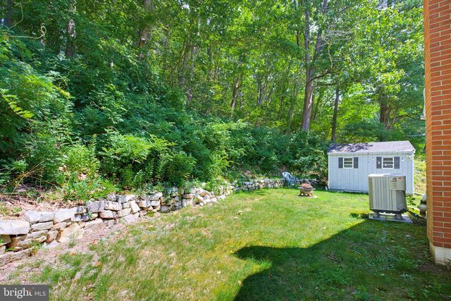 20 HILL LN, Mohnton, PA 19540