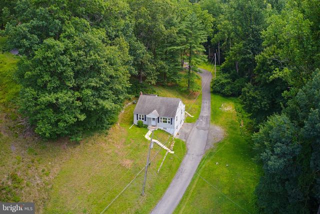 20 HILL LN, Mohnton, PA 19540