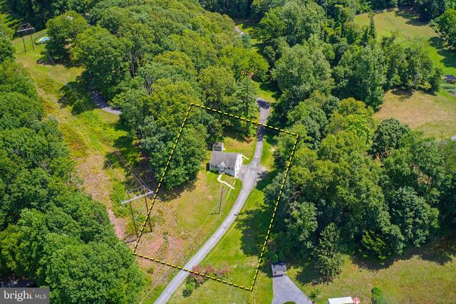 20 HILL LN, Mohnton, PA 19540