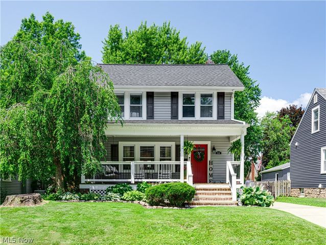 2048 9th Street, Cuyahoga Falls, OH 44221