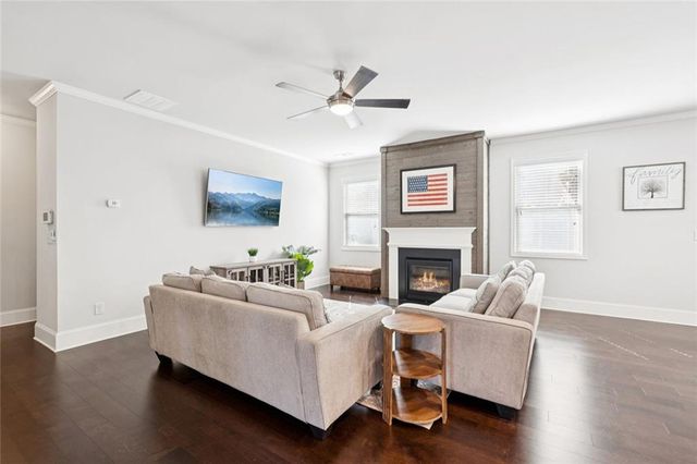 6025 Carruth Lake Drive, Cumming, GA 30028