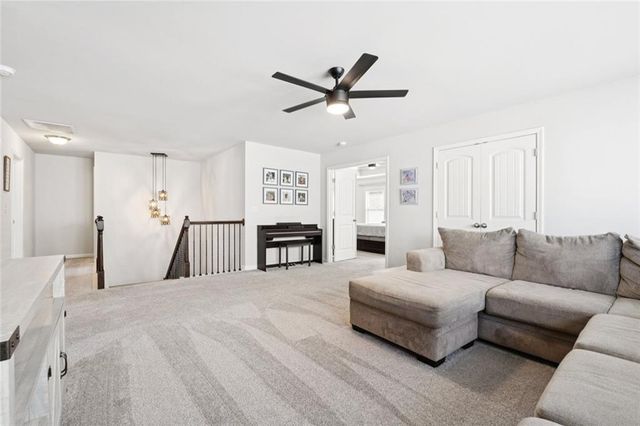 6025 Carruth Lake Drive, Cumming, GA 30028